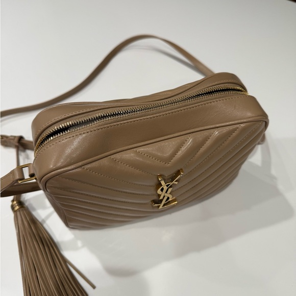 Yves Saint Laurent YSL Lou Camera Bag - Picture 4 of 11